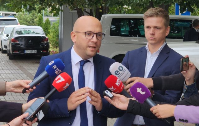 manuel_zaracin_u_pritini___foto_kim__