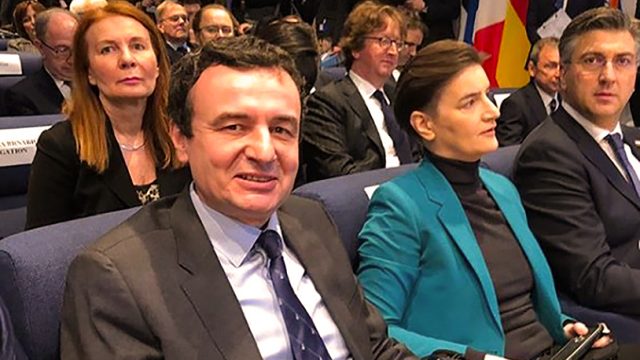 Aljbin Kurti, Ana Brnabić i Andrej Plenković na jednom od pretodnih skupova EBRD-a u Londonu (Foto Tviter@timjudah1)