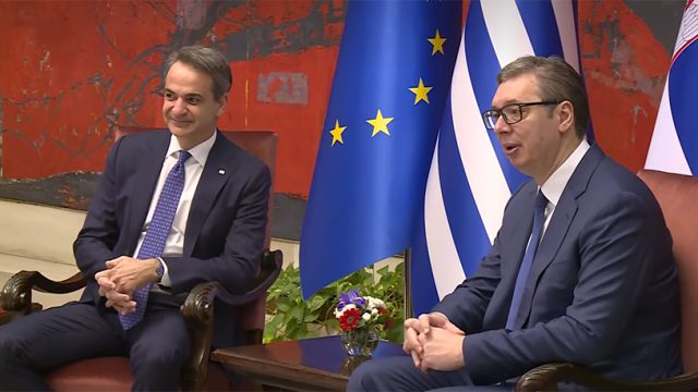 Kirijakos Micotakis i Aleksandar Vučić (Foto printskrin N1)