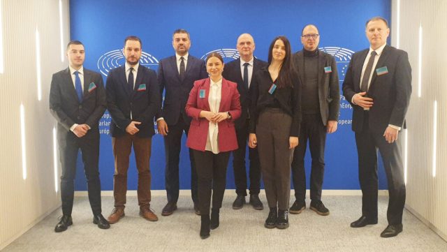 NKEU Srbija i delegacija Srba sa Kosova u radnoj poseti Briselu (Foto X@DragisaMijacic)