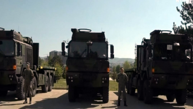 Vojni kamioni donirani Kosovskim bezbednosnim snagama (Foto RTK)
