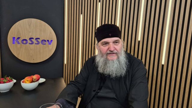 Vladika-Andrej-foto Kossev
